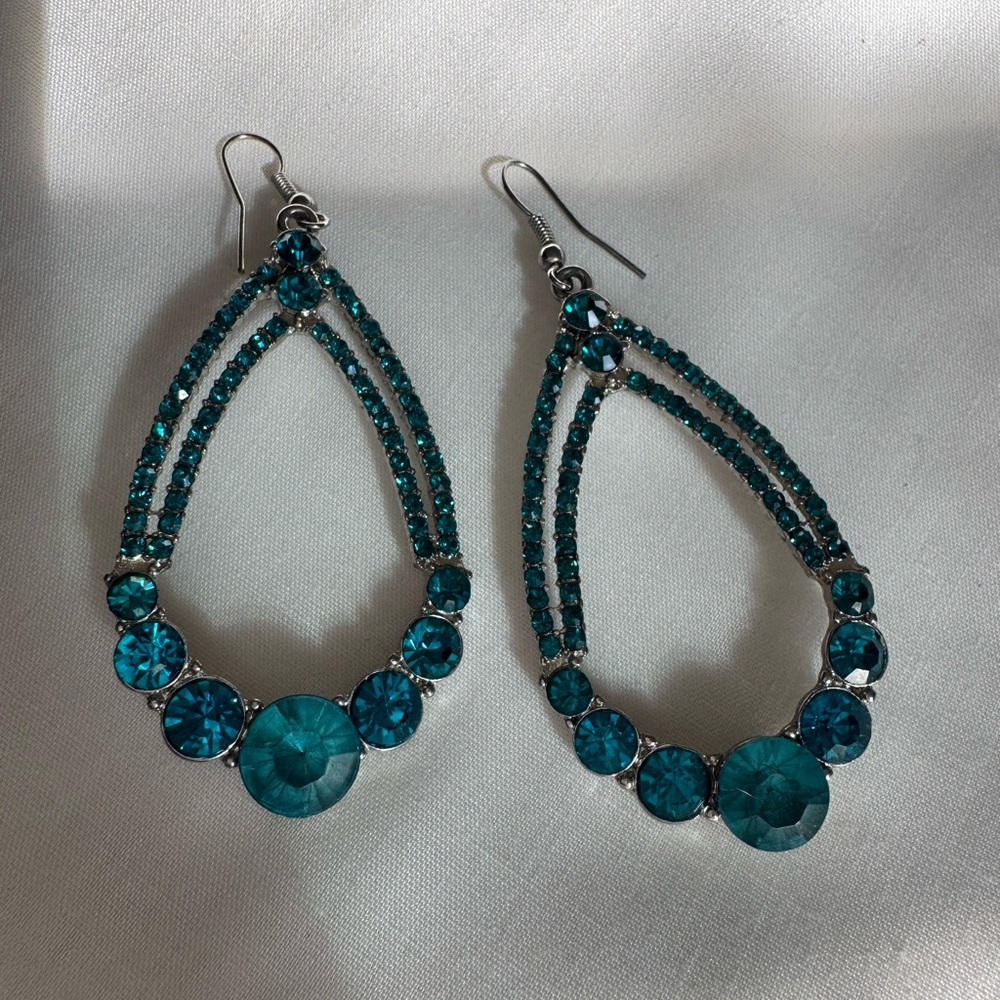 Pretty Turquoise Blue Gemstone Chandelier Earrings